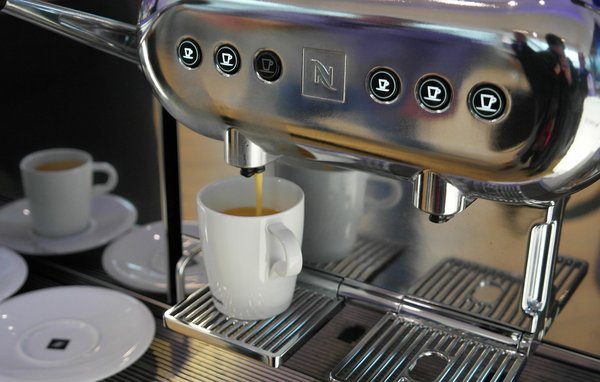 Guide complet sur le choix d’une cafetière adaptée à vos besoins